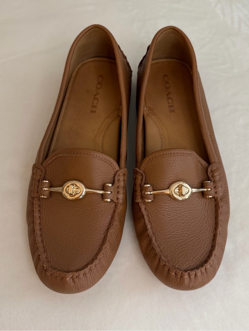 Coach Arlene Brown Leather Turnlock Loafers Size 9
